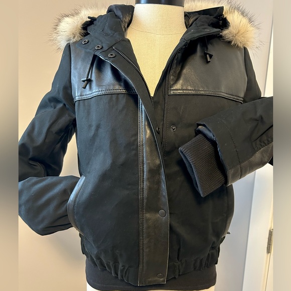 DANIER Down Filled Leather Accent Bomber w Detachable Coyote Fur Hood Trim - Picture 3 of 17